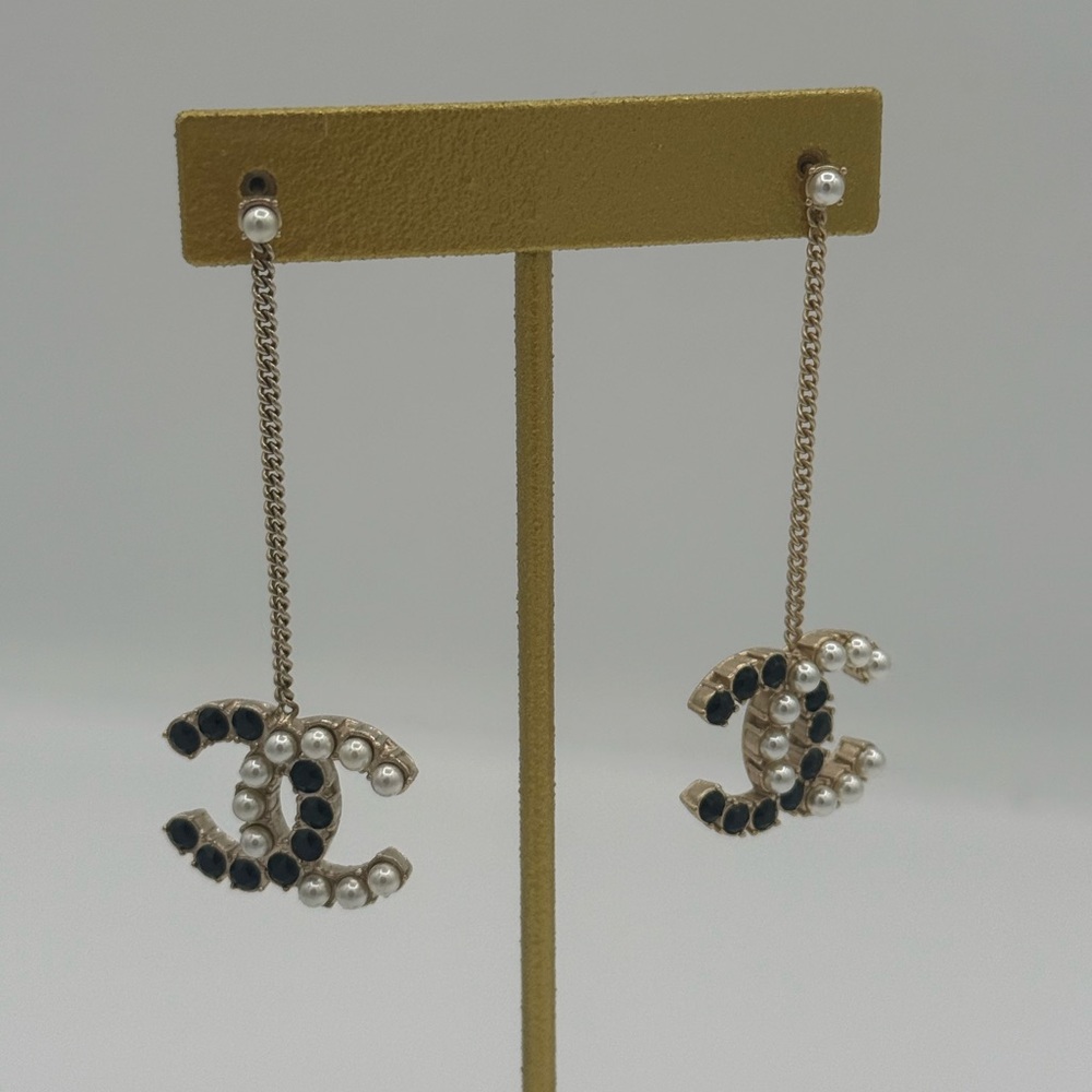 CHANEL Pearl and Black Chain Earrings